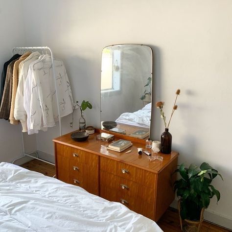 Apartment Inspiration, Aesthetic Bedroom, Interior Inspo, Aesthetic Room Decor, My New Room, New Room, 인테리어 디자인, House Rooms, Bedroom Inspirations