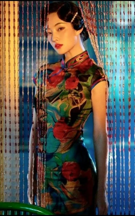 Qipao Photoshoot, Cheongsam Photoshoot, Old Shanghai Style, Japan 80's Aesthetic, Hongkong Style, Shanghai Style, New Year Photoshoot, Old Shanghai, In The Mood For Love