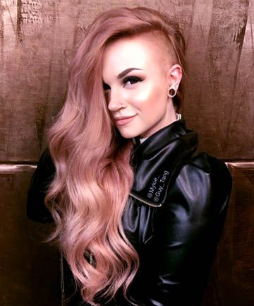 Rose Gold Hair With a Rockin' Undercut, 19 Rose Gold Hair Color ... Half Shaved Head Hairstyle, Long Hair Shaved Sides, Half Shaved Head, Undercut Long Hair, Half Shaved Hair, Shaved Hair Designs, Shaved Side Hairstyles, Guy Tang, Side Hairstyles