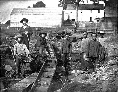 Chinese Miners California Gold Rush, The Oregon Trail, Wilde Westen, California History, California Gold, Fidel Castro, Gold Rush, American West, Old West