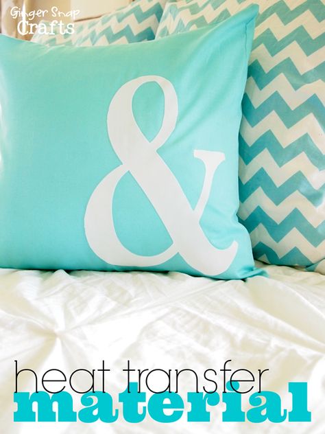 DIY Pillow with Silhouette Heat Transfer Material {tutorial} and giveaway. http://www.gingersnapcrafts.com/ Dising Art, Repurpose Projects, Diy Pillow, Creative Pillows, Pillow Projects, Silhouette Tutorials, Sewing 101, Pillow Tutorial, Ginger Snap