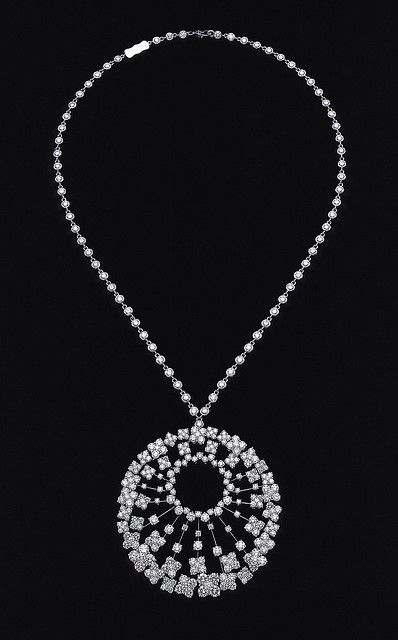 Diamond necklace, Van Cleef & Arpels. Van Cleef And Arpels Jewelry, Diamond Pendent, Diamond Pendant Sets, Diamond Pendants, Solitaire Pendant Necklace, Diamond Jewelry Designs, Expensive Jewelry, Van Cleef Arpels, Fabulous Jewelry