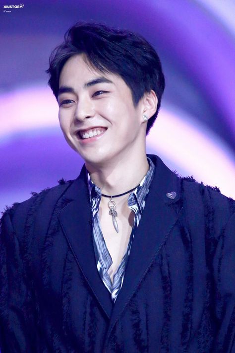 Xiumin Smile, Kim Minseok Exo, Exo Official, Il Woo, Jung Il Woo, Ko Ko Bop, Exo Korean, Asian Love, Kim Min Seok