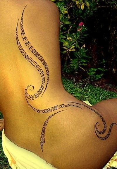 Maori Tattoo Frau, Tatoo Dog, Tato Maori, Polynesian Tattoos Women, Polynesian Tattoo Designs, Maori Tattoo Designs, Hip Tattoos Women, Hawaiian Tattoo, Inspiration Tattoos