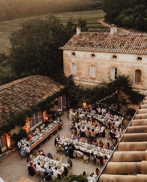 Tuscan Wedding, Salou, Tuscany Wedding, Wedding Mood Board, Wedding Goals, Italian Wedding, Wedding Mood, Dreamy Wedding, Wedding Magazine