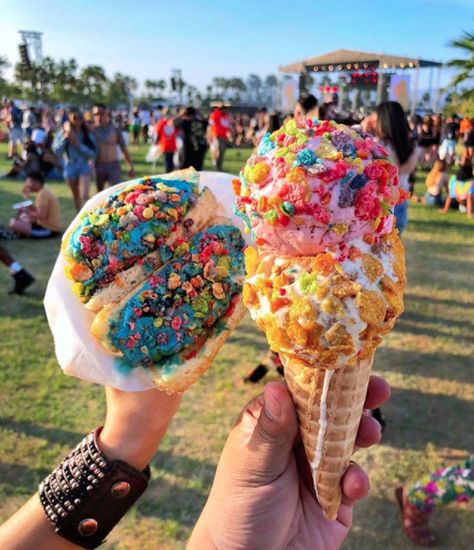 This insane ice cream: Food Festival Branding, Food Festival Design, Coachella Food, Food Festivals Event, Afters Ice Cream, Fruity Pebble Cookies, Foodtrucks Ideas, Dessert Waffles, Festival Food