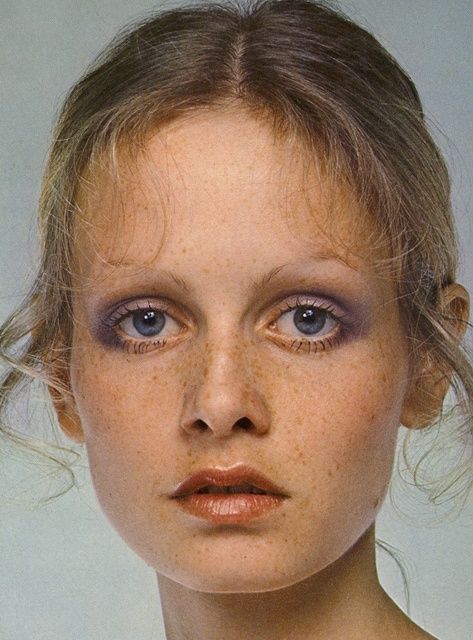 Fashion Icons: Twiggy | Byron's muse Twiggy Hair, Colleen Corby, Carmen Dell'orefice, Britt Ekland, 70s Makeup, Pattie Boyd, Edie Sedgwick, Jean Shrimpton, Anna Karina