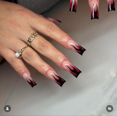 Black And Red Short Nails, Black And Maroon Nails, Maroon Nail Designs, Maroon Nails, Red Nail Designs, Black Nail Designs, Short Acrylic Nails Designs, Short Acrylic Nails, Nails Designs