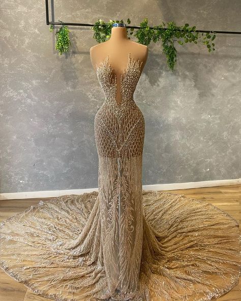 Matric Dance Dresses, Fancy Gowns, Prom Girl Dresses, Senior Prom Dresses, Classy Prom Dresses, Glamour Dress, Prom Dress Inspiration, Pretty Prom Dresses, Prom Outfits