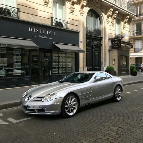 The Legendry Mercedes Benz SLR mclaren Sl550 Mercedes, Slr Mercedes, Slr Mclaren 722, Mercedes Benz Slr Mclaren, Benz Slr Mclaren, Mercedes Slr Mclaren, Mercedes Benz Mclaren, Mercedes Benz Sl500, Mclaren Slr