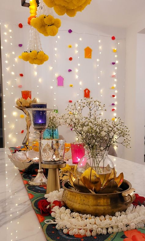 Haveli Themed Diwali party - DesiDIY Unique Diwali Decoration Ideas, Diwali Backdrop Ideas, Wall Niche Decor Ideas, Niche Decor Ideas, Diwali Backdrop, Wall Niche Decor, Diwali Dinner, Pooja Backdrop, Diwali Theme