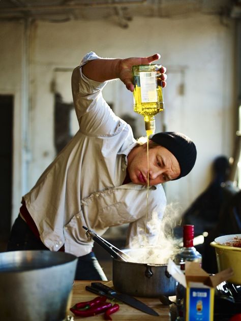 Chef Pictures, Rachel Khoo, Zucchini Puffer, Cooking Photography, Restaurant Photography, Environmental Portraits, Photo Food, Food Photography Inspiration, Food Photography Styling