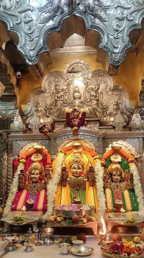 Mahalaxmi Mumbai Hd Images, Mahalaxmi Temple Mumbai, Mumbai Mahalakshmi, Mahalakshmi Goddesses, Lakshmi Temple, Hindu Statues Goddesses, Ganesha Rangoli, Lord Durga, God Idols