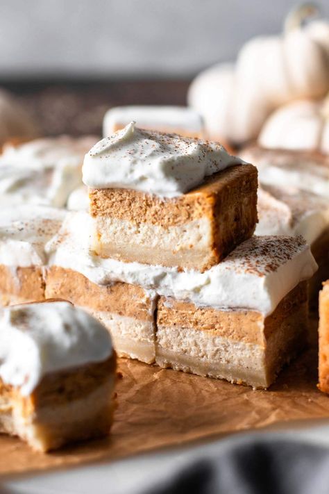 Pumpkin Pie Cheesecake Bars Pumpkin Cheesecake Bars With Shortbread Crust, Pumpkin Pie Cheesecake Bars, Pumpkin Cream Cheese Bars, Cheesecake Flavors, Chocolate Chip Cookie Brownies, Shortbread Cookies Easy, Buttery Pie Crust, Cheesecake Recipes Classic, Moist Pumpkin Bread