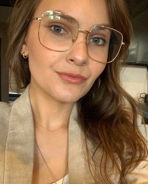 Glasses Gold Frames, Oversize Glasses Frames Woman, Gold Rimmed Glasses Women, Square Eyeglasses For Women, Tijn Eyewear, Clear Glasses Frames Women, Gold Glasses Frames, Cheap Eyeglasses, Gold Rimmed Glasses