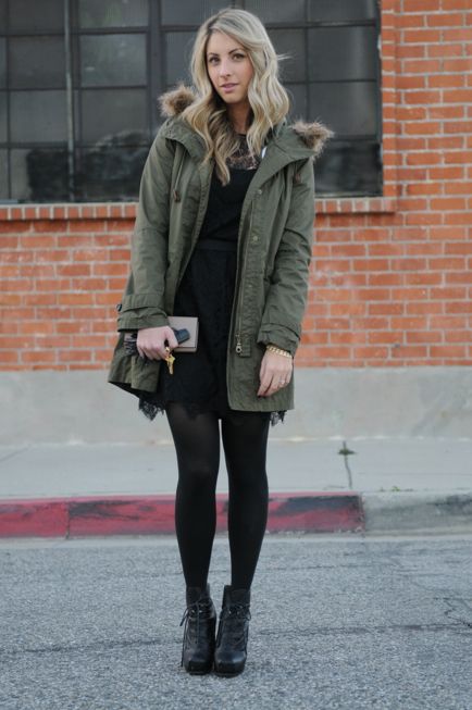 Green Parka Outfit, Parka Outfit Winter, Parka Outfit, Womens Parka Winter, Dress Tights, Khaki Parka, Downtown Nyc, Nyc Winter, Green Parka