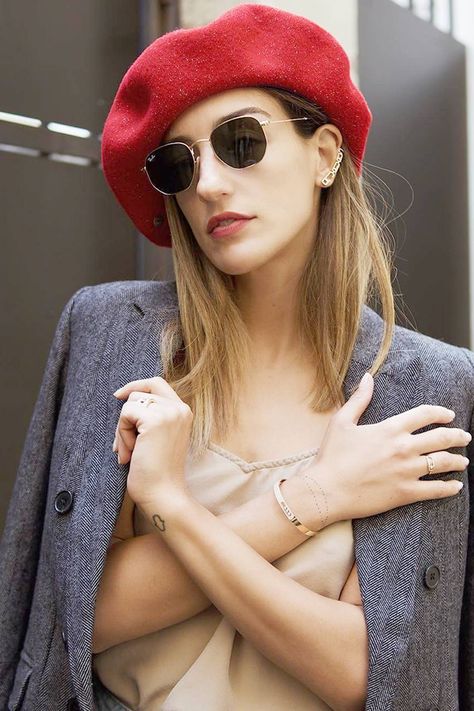 How to Wear a Beret Like a French Girl | Who What Wear How To Wear A Barrett Hat, How To Wear A Barrette, Barrett Hat, Beret Outfits, Barrette Hat, How To Wear A Beret, Beret Outfit, Girls Secrets, French Beret