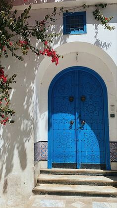 Tunisia Wallpaper, Tunisia Architecture, Tunisia Aesthetic, Tunisia Culture, Tunisian Doors, Sidi Bou Said Tunisia, Tunisia Flag, Blue Feeds, Paintings Wallpaper