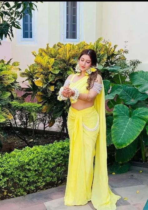 Bride-To-Be, Sonarika Bhadoria Stuns In A Yellow-Hued Pre-Draped Saree With Pearl Blouse At 'Haldi' Haldi Saree Indian Bridal, Yellow Saree For Haldi, Haldi Ceremony Outfit For Bride, Haldi Outfits For Bride, Haldi Dress For Bride, Haldi Look For Bride, Haldi Outfit For Bride, Pearl Blouse, Haldi Ceremony Outfit