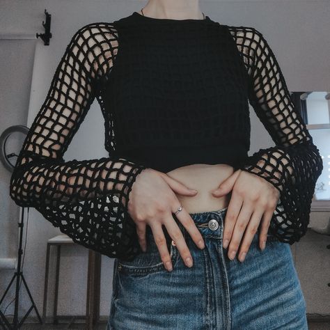 Fishnet Goth Outfit, Fish Net Outfits, Fishnet Shirt Outfit, Crochet Fishnet Top, Fishnet Top Outfit, Ikea Plushies, Fishnet Outfit, Fishnet Shirt, Better Fashion