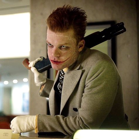 Cameron Monaghan, Ian Gallagher, Shameless, Gallavich, Jerome Valeska, Jeremiah Valeska, Gotham, Joker, Batman Gotham Jerome, Cameron Monaghan Gotham, Joker Gotham, Jerome And Jeremiah Valeska, Valeska Twins, Jerome Gotham, Jerome And Jeremiah, Gotham Characters, Gotham Joker