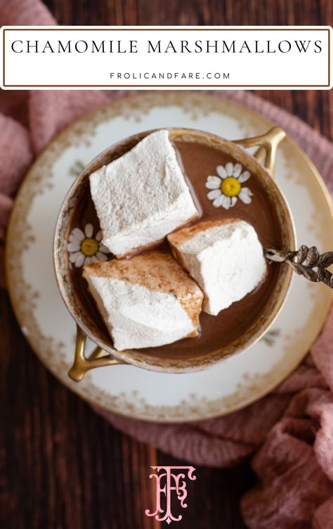 overhead image of fluffy chamomile marshmallows in cup of hot chocolate Gourmet Marshmallow Flavors, Herbal Marshmallow Recipe, Camomile Recipe, Medicinal Marshmallow, Herbal Marshmallows, Gourmet Marshmallows Recipe, Marshmallow Flavors, Chamomile Recipes, Marshmallow Tea