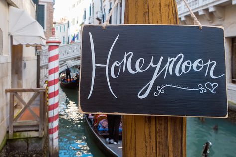 How to Ask For Honeymoon Money Instead of Gifts: Tips on Etiquette Honeymoon Fund Poem, Honeymoon Fund Wording, Honeymoon Registry, Honeymoon Vacations, Honeymoon Places, Wedding Poems, Honeymoon Fund, Wedding Money, Best Honeymoon