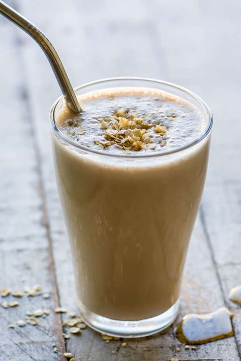 Warm maple oat nut smoothie Winter Smoothie Recipes, Maple Cheesecake, Nut Smoothie, Winter Smoothie, Walnut Smoothie, Winter Smoothies, Yogurt Oatmeal, Walnut Ice Cream, Oatmeal Vegan