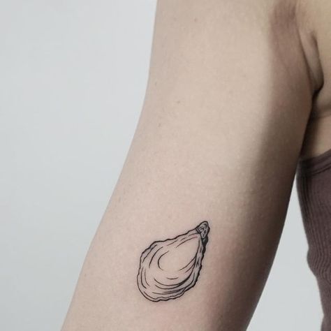 Joey Park | NYC tattoo artist on Instagram: "✨Minimal Oyster for Masha✨Thanks for trusting your very first tattoo Masha 🙏 I think it was good decision to get simplified oyster for your first one 👍 Now, Let’s get more tattoooooo 😆😆 Done at @mischieftattoonyc 
.
.
.
#oyster #oystertattoo #oysterlover #blackwork #blacktattoowork #blackworktattoo #btattooing #linework #lineworktattoo #linetattoowork #minimaloyster #simpleoystertattoo #smalloystertattoo #firsttattoo #tattooforminimalist" Oyster Tattoo Simple, Oyster Tattoos, Small Food Tattoos, Oyster Tattoo, Butter Tattoo, Food Tattoo, Food Tattoos, Nyc Tattoo, Work Tattoo