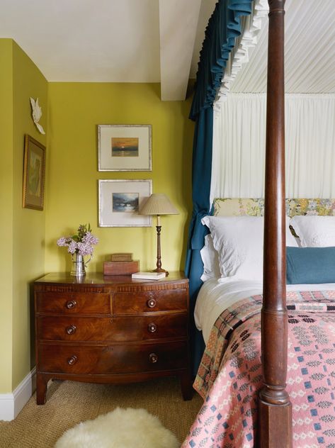 99 bedroom ideas from the world's best interior designers | House & Garden Chartreuse Bedroom, Welsh Cottage, London Bedroom, Chimney Breast, Green Bedroom, Four Poster, Upstairs Bathrooms, Spare Bedroom, Bedroom Green