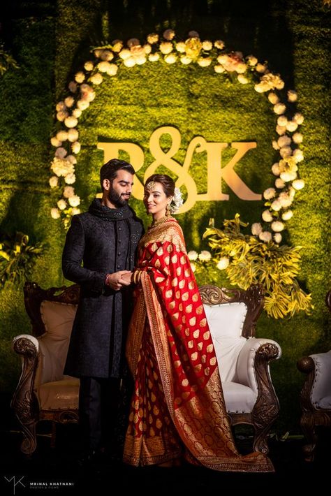 Photo of Beautiful engagement ceremony with a bride in red saree Kerala Wedding Saree, Reception Outfit, Bengali Wedding, Wedding Blouse Designs, Engagement Ceremony, Indian Bride And Groom, Bridal Photoshoot, Wedding Couple Poses, Wedding Saree Indian