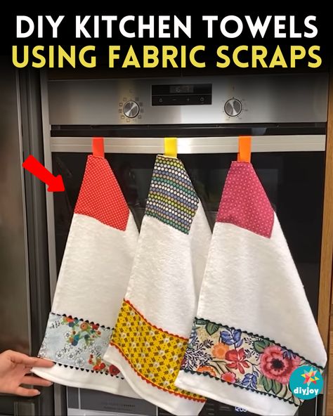 Make these beautiful kitchen towels using your fabric scraps! Learn how to make them with this step-by-step tutorial. Diy Kitchen Towels, Stove Towels, Diy Dish Towel, Diy Dish Towels, Kitchen Towels Diy, Dish Towel Crafts, Using Fabric Scraps, Kitchen Towels Crafts, Towel Toppers