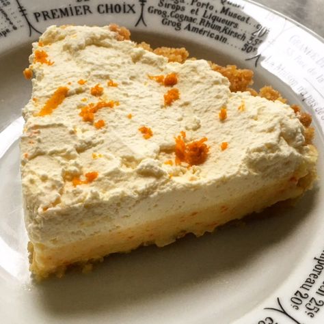 Sour Orange Pie Recipe, Sour Orange Pie, Orange Tart Recipe, Lush Desserts, Orange Pie, Orange Tart, Favorite Pie Recipes, Sour Orange, Gluten Free Pie Crust