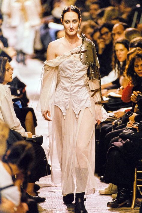 Jean Paul Gaultier 90s, Harry Clarke, Paul Gaultier Spring, Hussein Chalayan, Juergen Teller, Fantasias Halloween, New Rock, Mode Inspo, Paul Gaultier