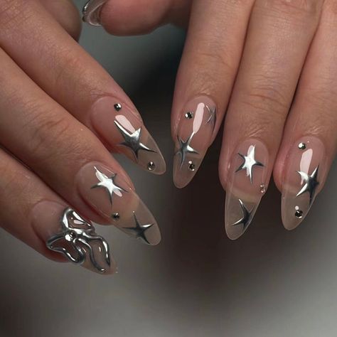 Top Dominican Nail Designs for Summer 2024 White Almond Nails, Nail Art Stripes, Chrome Nails Designs, How To Cut Nails, Long Nail Designs, Striped Nails, Star Nails, Spring Nail, Silver Nails