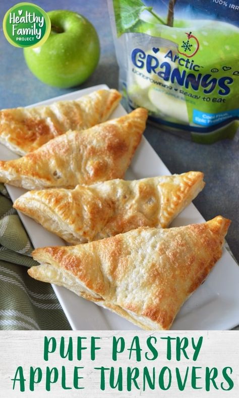 Easy Puff Pastry Apple Turnovers | These apple turnovers are so easy to make for a quick treat your family will love. Apples are cooked with a little brown sugar and cinnamon, wrapped in puff pastry and baked to golden perfection. | Healthy Family Project #apple #fallrecipes #desserts #easydesserts Puff Pastry Apple Turnovers, Apple Turnovers With Puff Pastry, Recipe With Puff Pastry, Apple Turnover Recipe, Puff Pastry Apple, Apple Turnover, Puff Pastry Shells, Turnover Recipes, Apple Puff Pastry