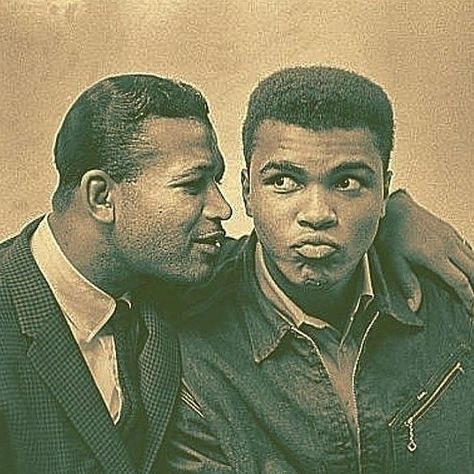 Floyd Patterson, Sugar Ray Robinson, Muhammad Ali Boxing, Cassius Clay, Mohammad Ali, Boxing Images, Rumble In The Jungle, Muhammed Ali, Boxing History