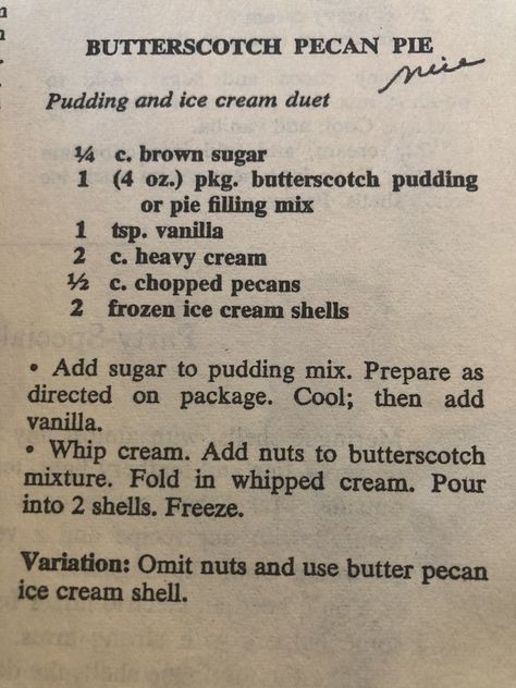 Butterscotch Pecan Pie, Butterscotch Meringue Pie Recipe, Pecan Pie Fudge, Retro Sweets, Butterscotch Pudding, Pecan Pie Recipe, Copykat Recipes, Pastry Tart, Meringue Pie