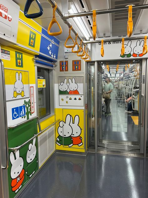 Miffy Aesthetic, Aesthetic Space, Wheels On The Bus, Japan Aesthetic, All Things Cute, Room Aesthetic, Cool Rooms, Green Aesthetic, Bits And Bobs