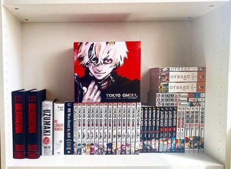 Manga Shelf Aesthetic, Shelf Aesthetic, Manga Shelf, Bookshelves In Bedroom, Comic Book Collection, Otaku Room, Shelf Decoration, Gamers Anime, Kawaii Room Decor