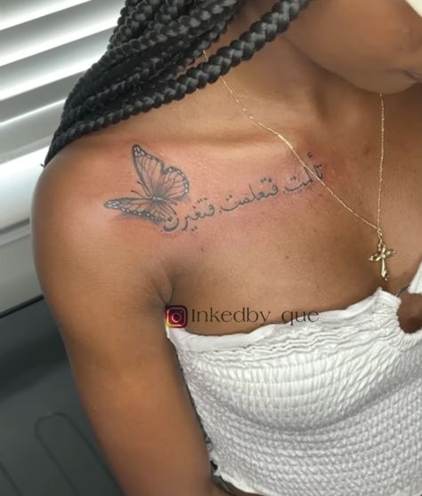 Girl Chest Tattoo Ideas For Women Black, Arabic Shoulder Tattoo, Pretty Tattoos Collar Bone, Chest Tattoo Female Black, Across Shoulders Tattoo Women, Above Chest Tattoo Female, Tattoo Across Chest, Roses On Collar Bone Tattoo, Across Chest Tattoo Female