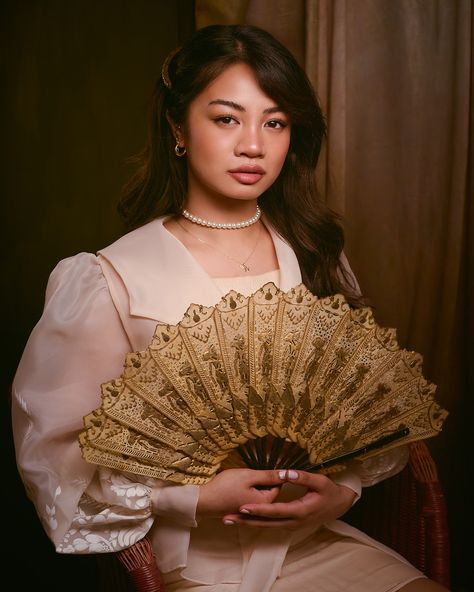 Binibining Pilipinas The concept is to capture a portrait of a modern Filipina that embodies the essence of a classic Filipino portrait. For this setup, I utilized two Godox 47-inch Stripboxes: one with an AD300 Pro (gelled) for the background and another as the key light with an AD400 Pro set at F5.6. The outcome is a stunning blend of traditional portraiture with a contemporary twist. Model: @protagoniks Gears: @nikonusa Z7II | 50mm 1.8S | @godoxlighting #studio #studiosession #studiop... Filipino Portrait, Filipino Model, Binibining Pilipinas, Filipino Woman, Themed Photography, Key Lighting, Filipino Culture, Studio Shoot, Reference Photos