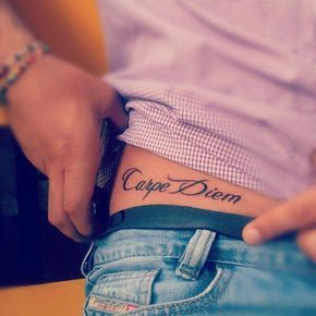 Tattoo Carpe Diem, Latin Tattoo, Tatuagem Masculina Pequena, Sweet Tattoos, Time Tattoos, Tattoo Life, A Tattoo, Tattoos With Meaning, Inspirational Tattoos