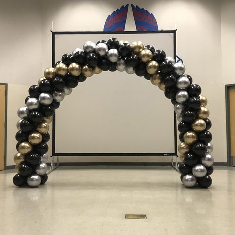 Graduation Balloon Arch, Diy 21st Birthday Gifts, Balloon Graduation, Stuffed Balloons, Balloon Colors, Balloon Arch Decorations, Balloon Tower, Balloons Arch, Deco Ballon