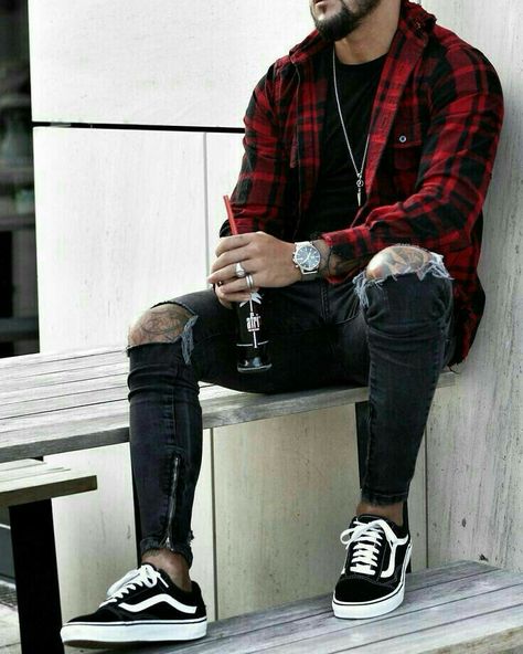 #fanfiction Street Tshirt, Stylish Inspiration, Vans Outfit, Hipster Mens Fashion, Jeans Shirt, Mens Style Guide, Mens Fashion Casual Outfits, Stylish Mens Outfits, Urban Dresses