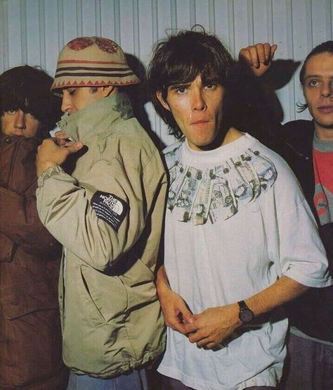 260 Likes, 13 Comments - WAY OUT (@wayoutcache) on Instagram: “The Stone Roses, 1990 📸” John Squire, Amen Break, Ian Brown, Uk Culture, Estilo Cholo, 90s Indie, Cocteau Twins, 90s Rave, Football Casuals