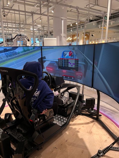 F1 Drivers Training, F1 Racing Simulator, F1 Training, Selfridges London, Racing Simulator, Girly Car, F1 Racing, F1 Drivers, Stock Car