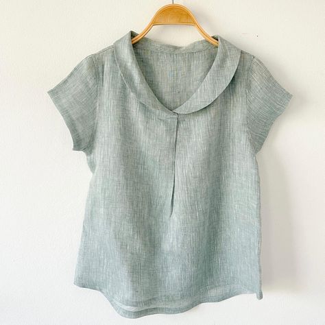 Simple Cotton Tops, Linen Blouse Pattern, Short Top Designs, Hemp Shirt, Cotton Short Tops, Cotton Tops Designs, Linen Style Fashion, Clothing Pattern Design, Stylish Short Dresses