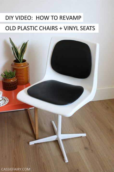 DIY Video: The easy way to revamp old plastic chairs + vintage vinyl seats Vinyl Spray Paint, Plastic Garden Chairs, Retro Living Room Decor, Chairs Vintage, Car Boot Sale, Plastic Chairs, Life On A Budget, Retro Living Rooms, Old Chairs