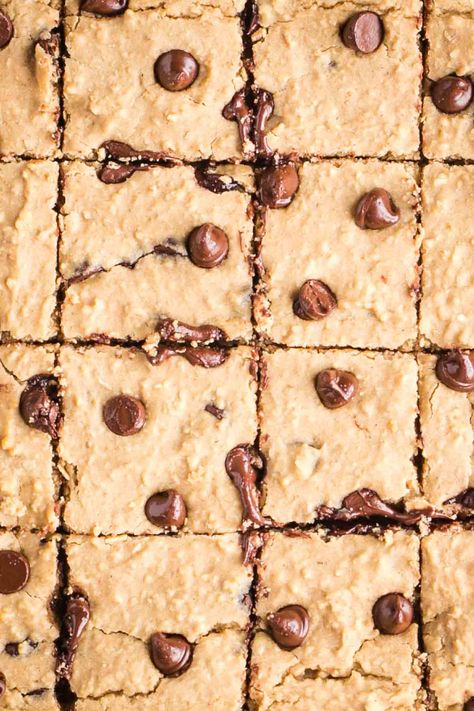 Scrumptious White Bean Vegan Blondies are so good, I could eat the whole pan! Ooey, gooey, perfect brownie texture, made with simple pantry ingredients and ready in just 20 minutes! You'll love these gluten-free blondies and they'll love you back....plenty of plant-based protein, fiber and healthy fats, this healthy dessert recipe won't spike your blood sugar levels...even though these blondies are perfectly sweet! White Bean Blondies, Bean Blondies, Brownie Texture, Pb Desserts, Vegan Blondies, Bars Healthy, Perfect Brownies, Skillet Chocolate Chip Cookie, Bean Brownies